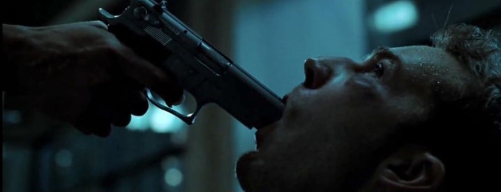 파이트 클럽 결말 장면 내레이터 입에 총을 겨누는 장면 – 타일러 더든을 내면에서 지워내는 상징적 선택의 순간