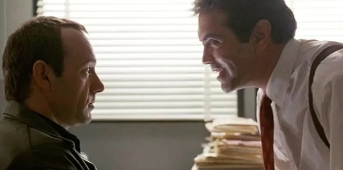 유주얼 서스펙트 버벌 킨트와 수사관 쿠얀 취조 장면 - 카이저 소제 정체 추적