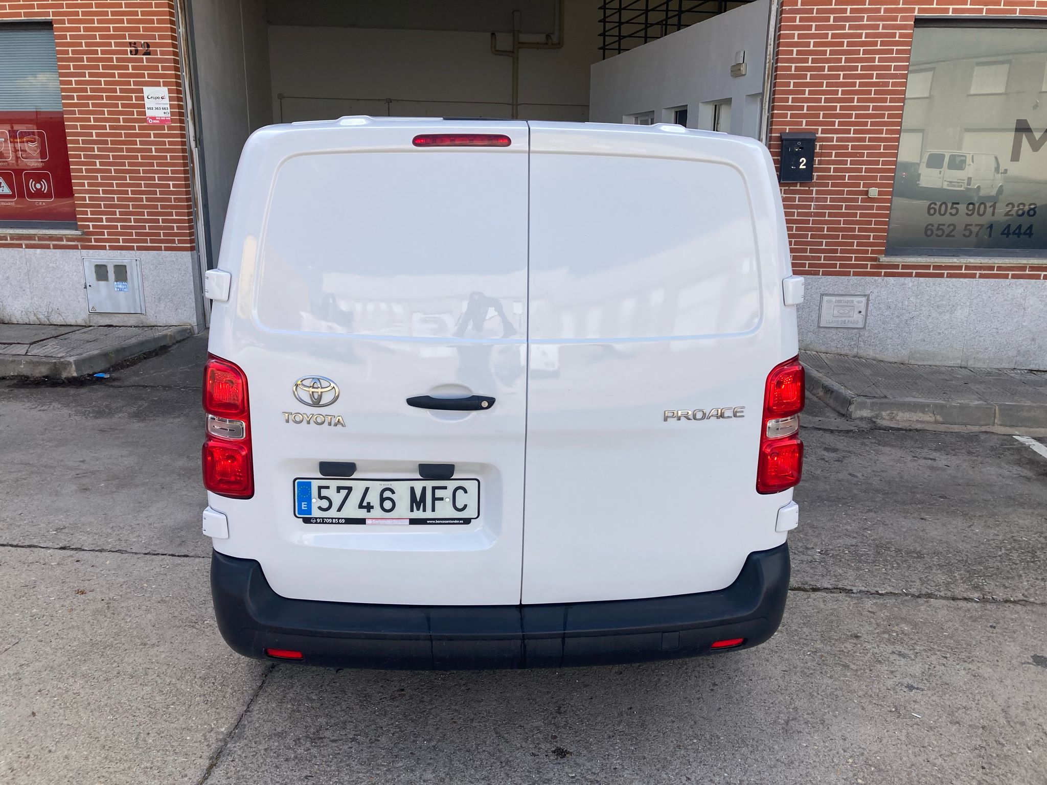 Toyota Proace 2023 foto 2