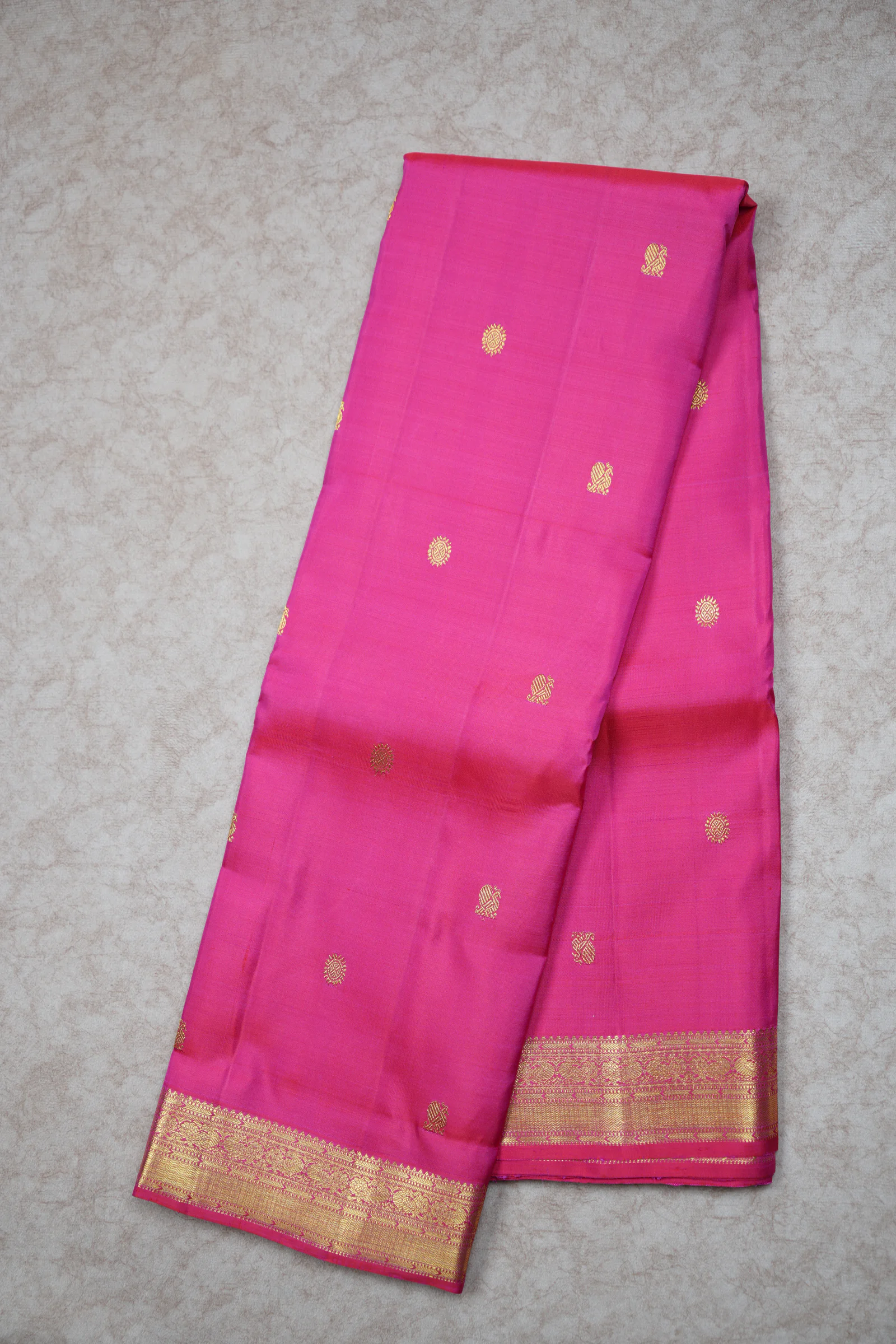 Kanchi Silk with elegant border