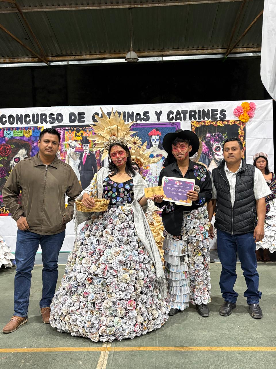 Concurso de altares, catrinas y catrines