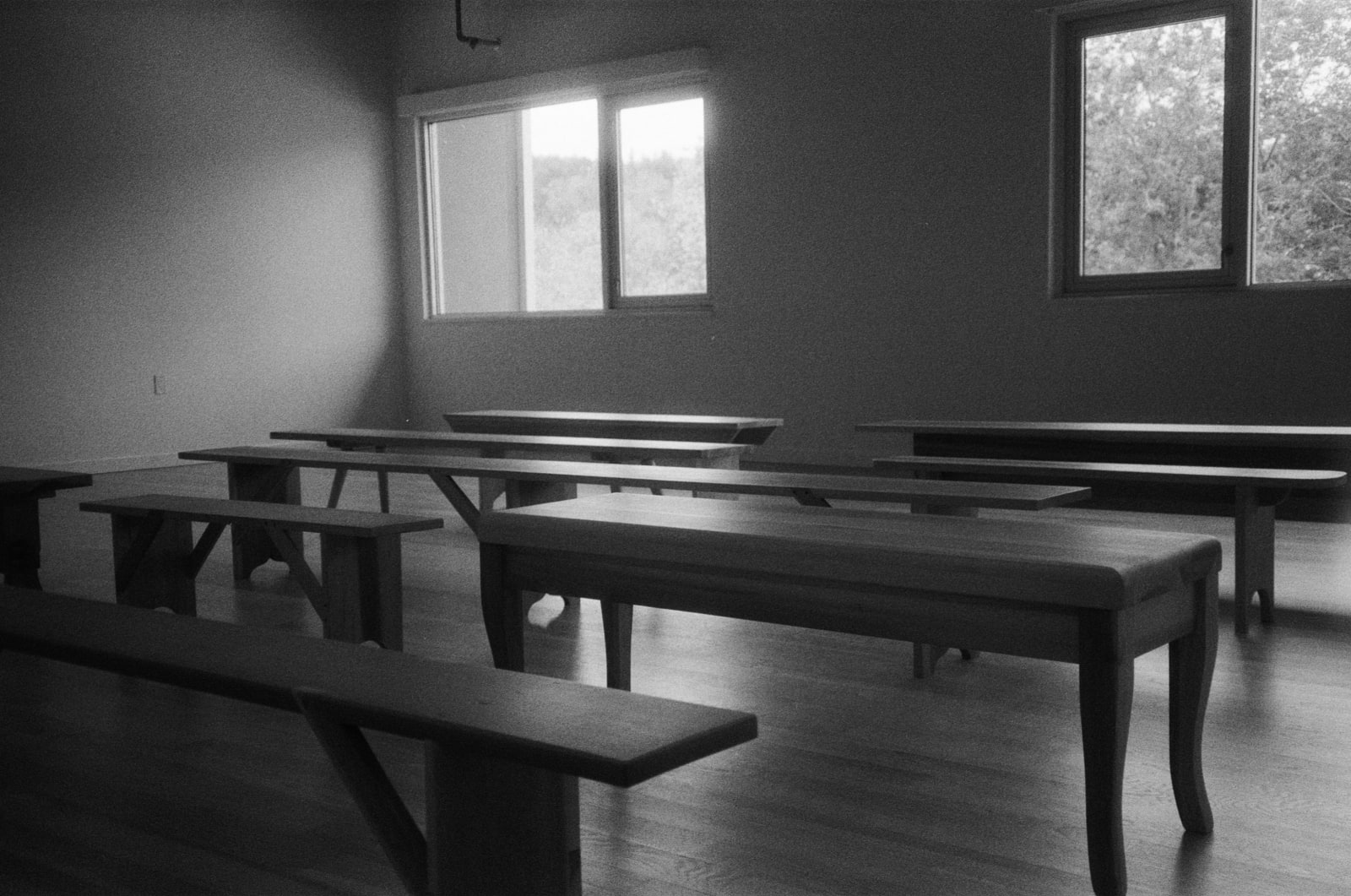 Benches (USA 2024)