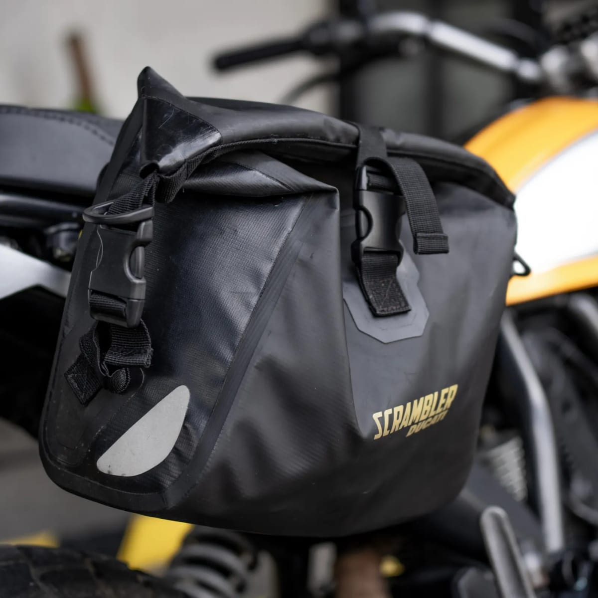 Ducati Sixty2 for rent in Canggu Bali motorbike rental photo 8