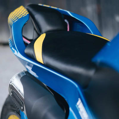 Kawasaki Cyberpunk 650CC Blue for rent in Canggu Bali gallery thumbnail 7