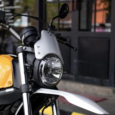 Ducati Sixty2 for rent in Canggu Bali gallery thumbnail 2