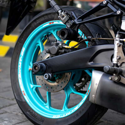 Yamaha MT-25 Grey for rent in Canggu Bali gallery thumbnail 5