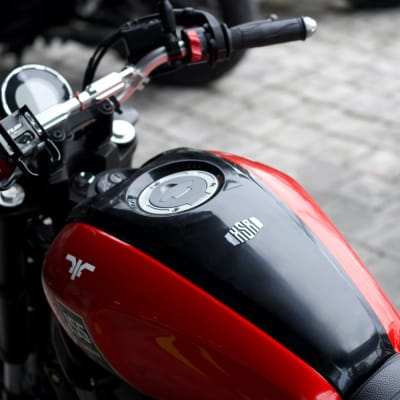 Yamaha XSR 155 Red for rent in Canggu Bali gallery thumbnail 3