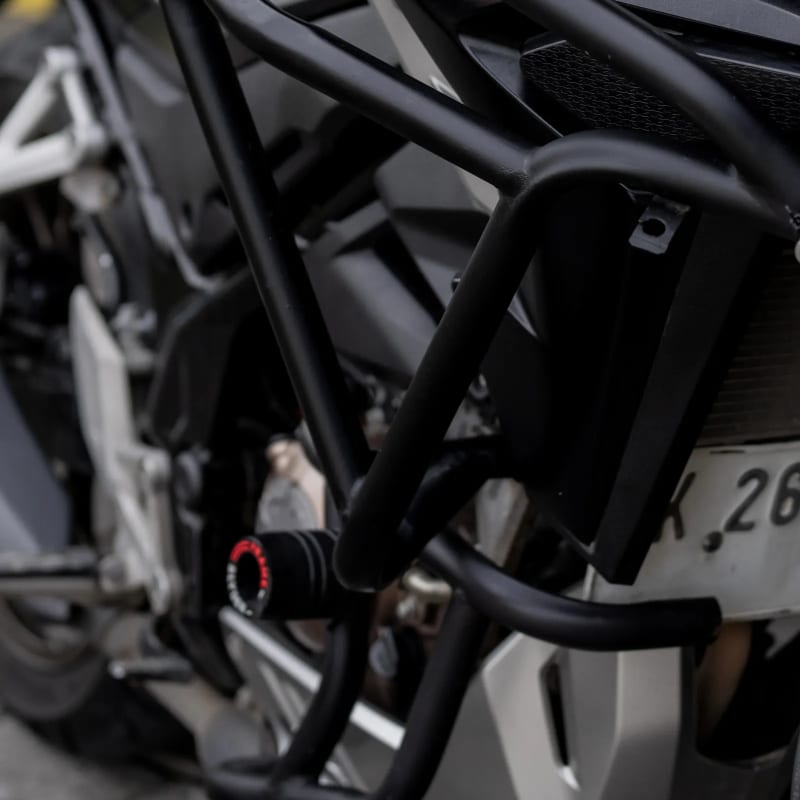 Honda CB150X Black for rent in Canggu Bali photo 3