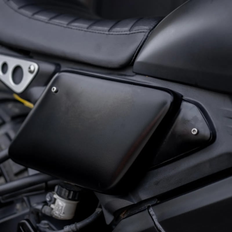Yamaha XSR155 Black for rent in Canggu Bali photo 3