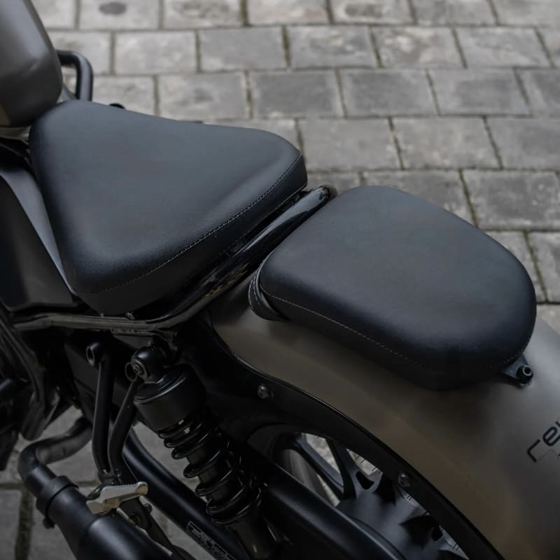 Honda CMX500 Rebel Grey for rent in Canggu Bali photo 5