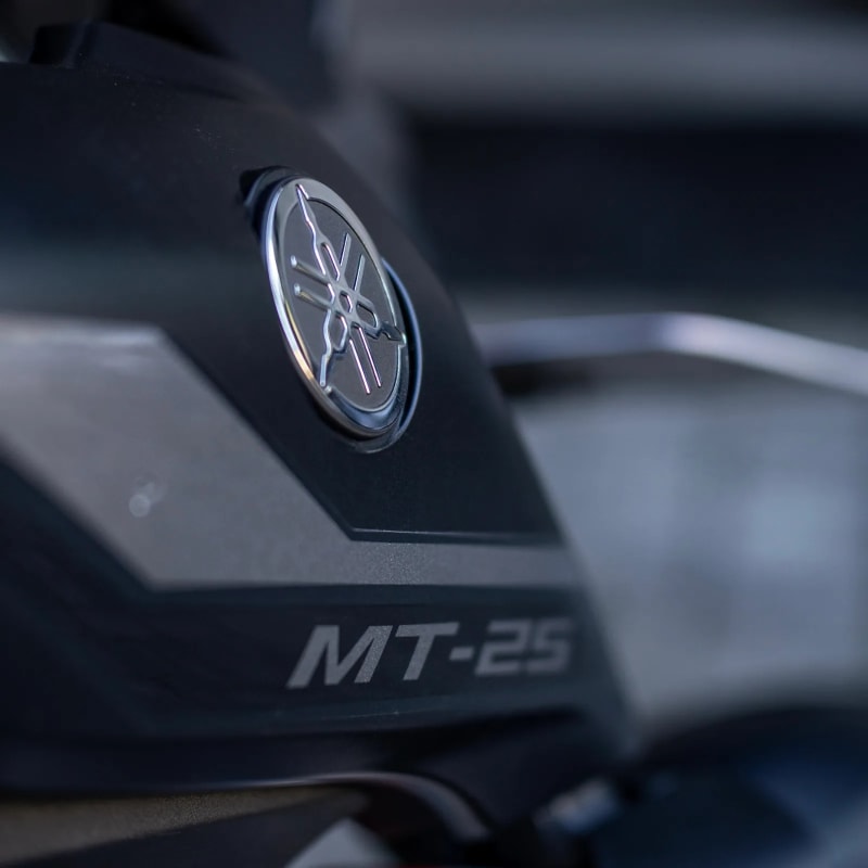 Yamaha MT-25 Black for rent in Canggu Bali photo 2