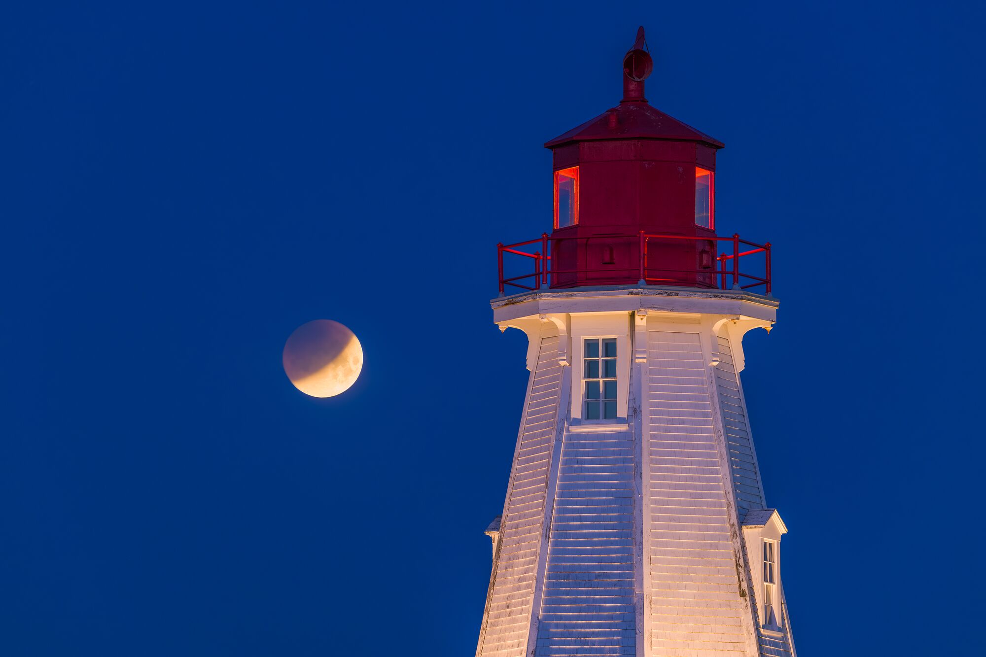 Lunar Eclipse at Mulholland Lighthouse
