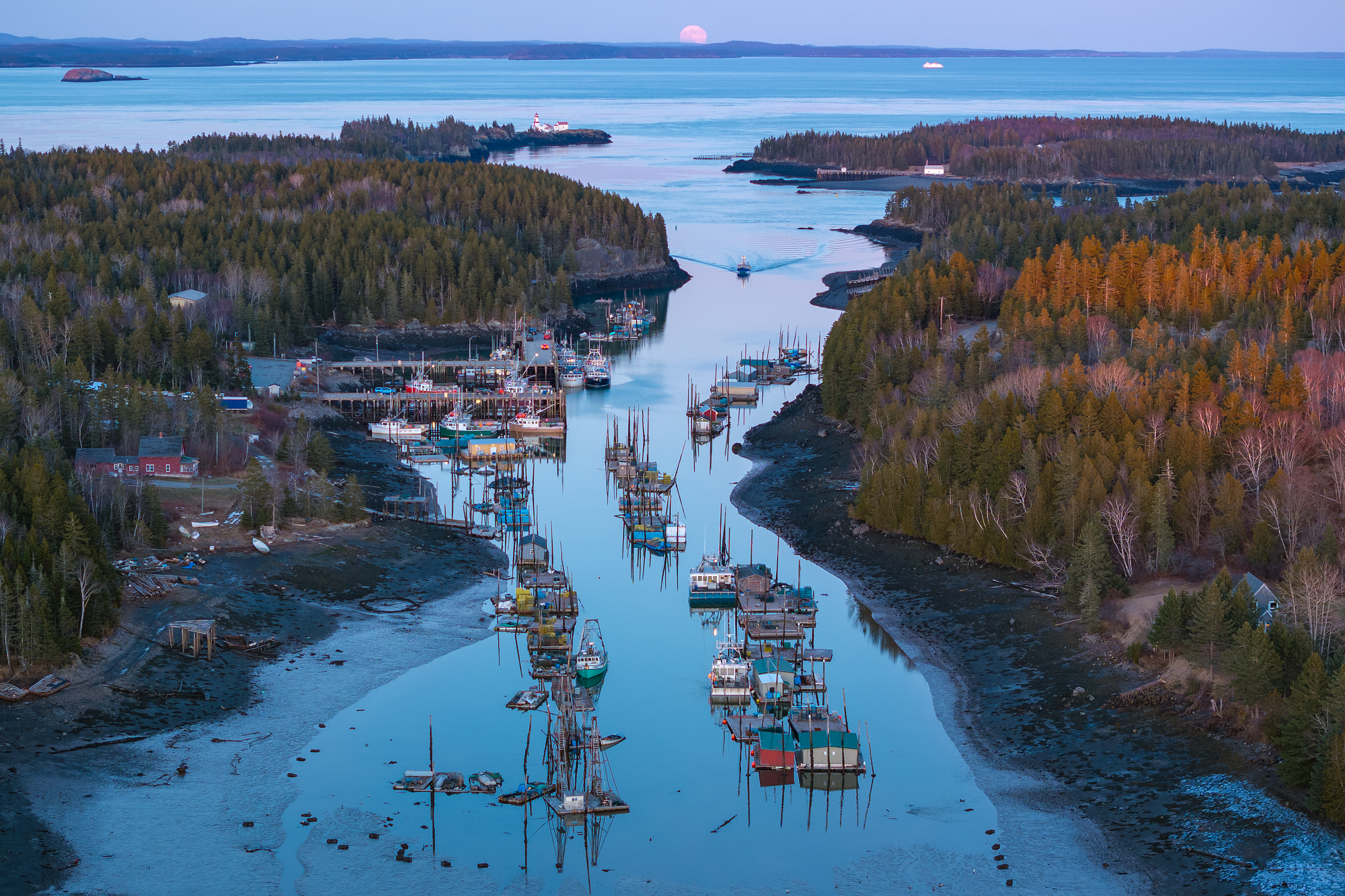 Moonrise at Head Harbour