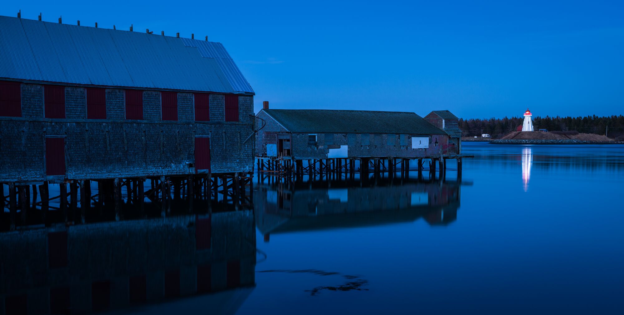 Old Herring Smokehouse & Mulholland Light