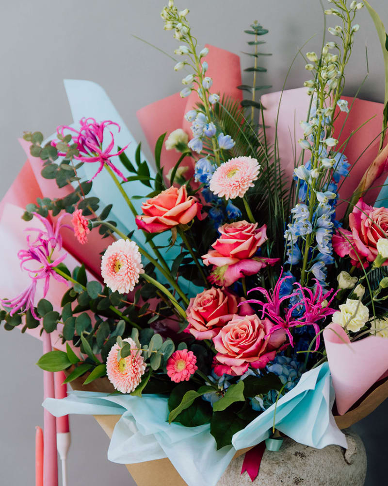bright blooms 