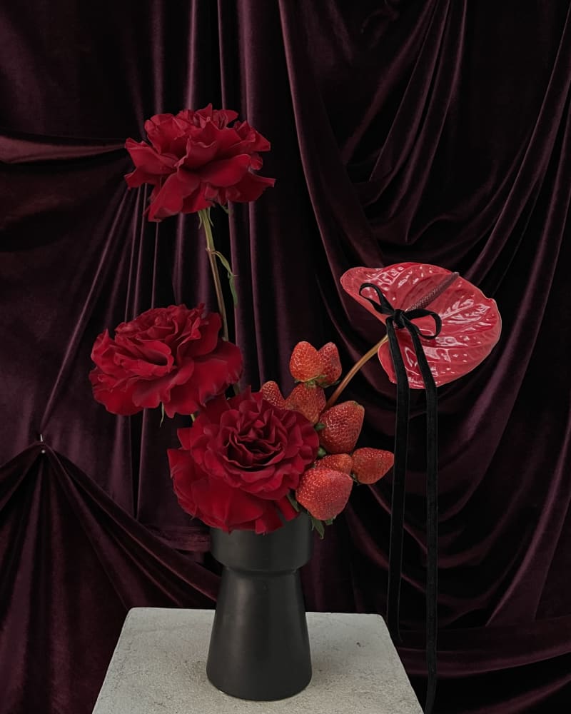 flowers and strawberries 