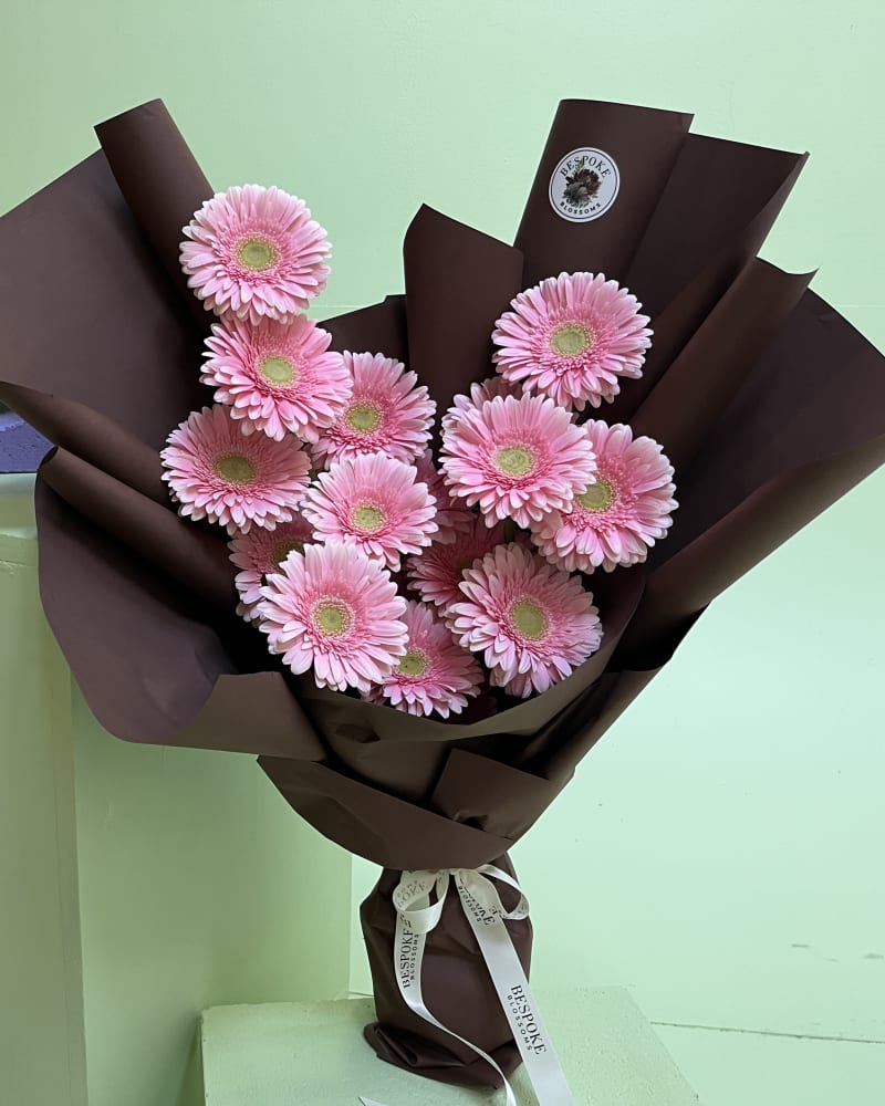 pink gerbera bouque