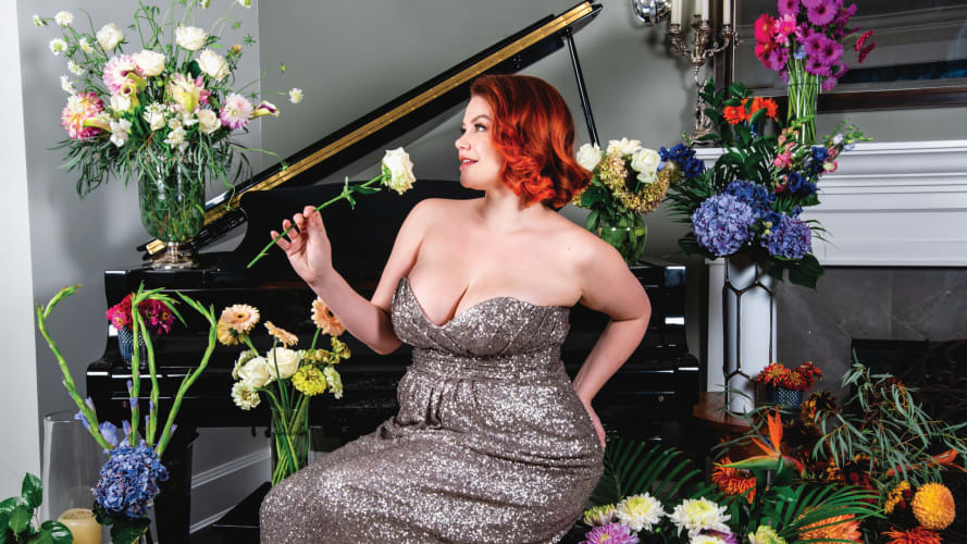 Ruby Roxx stunning and sparkling