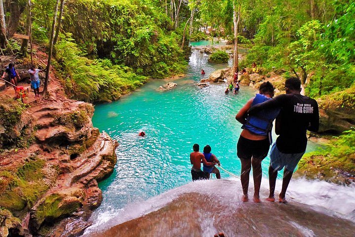 Blue Hole Adventure detail 2