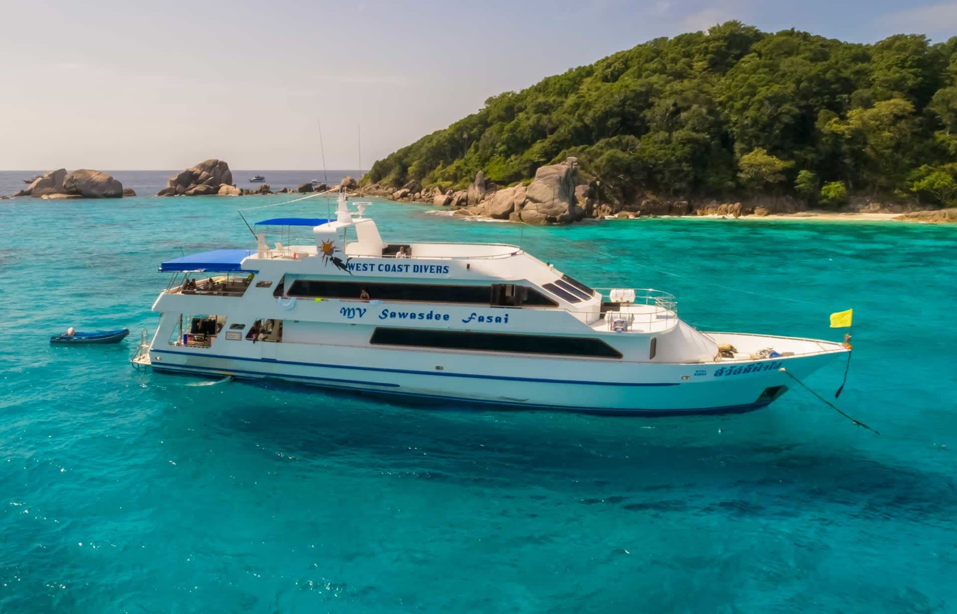 Bateau de croisière plongée aux Similan