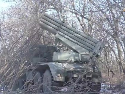 Авиация и РСЗО поддерживают наступление в Марьинке