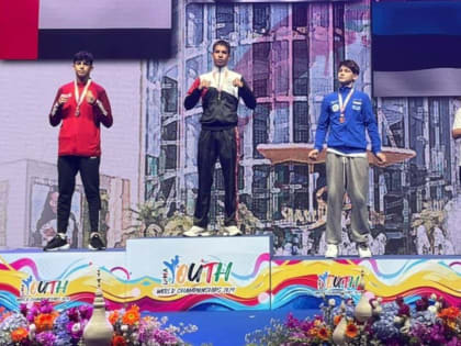 Глеб Целищев завоевал золото на чемпионате мира по муайтай в Бангкоке