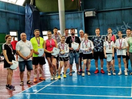 В Донецке прошли соревнования по бадминтону