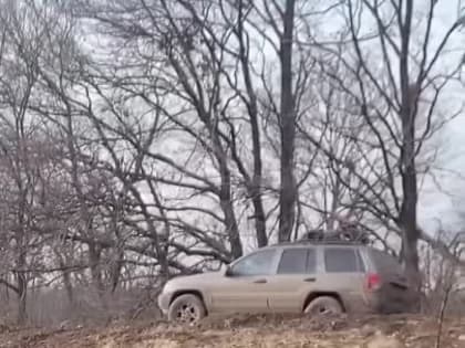 Дмитрий Астрахань: Украинские боевики снимают как горит уничтоженный русской артиллерией канадский бронеавтомобиль Roshe