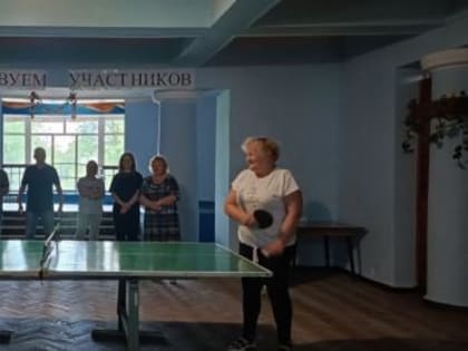 В Горловке провели открытый турнир по теннису в рамках марафона «Сила России»