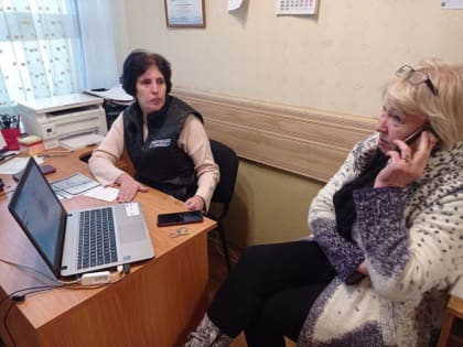 В общественной приемной партии "Едина Россия" Киевского района состоялся прием граждан в онлайн формате