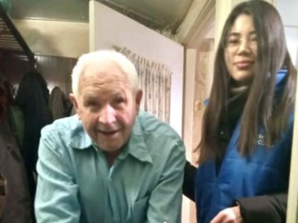 Партия «ЕДИНАЯ РОССИЯ» продолжает поздравлять ветеранов Великой Отечественной войны с Новым Годом и Рождеством Христовым