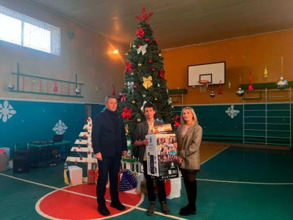 Акция «Ёлка желаний» исполняет мечты