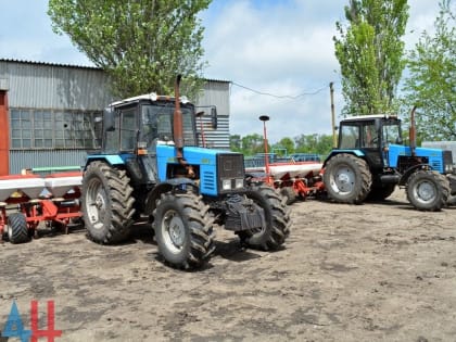 Минагропром ДНР обсуждает прямые поставки из Белоруссии сельхозтехники и запчастей