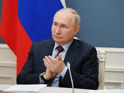 Путин призвал поддерживать отечественные наработки по беспилотникам