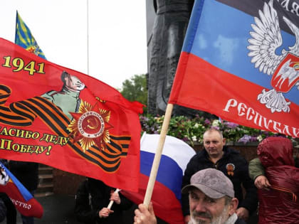 «Мы Россия - и нам никто не запретит чтить наших героев»: В Донбассе отмечают День Победы