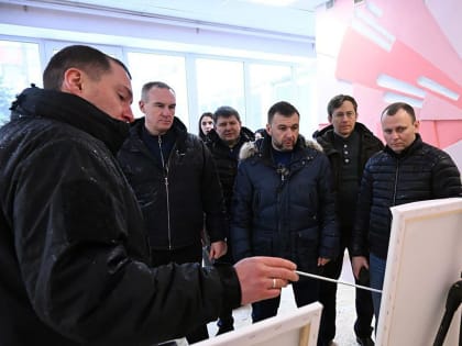 Главы ДНР и ХМАО-Югры подвели итоги 2024 года и расширили планы работы в Макеевке на текущий год