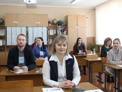 В ДНР прошла Всероссийская акция «Сдаем вместе. День сдачи ЕГЭ родителями»