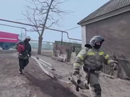 Иван Бойко и его коллеги по 4-й пожарно-спасательной части г. Донецк МЧС ДНР вот уже 9 лет вступают в схватку с огнем, к