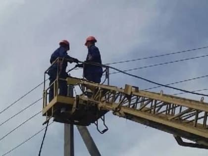 Более 15 тысяч жителей Донецка остались без электроснабжения в результате обстрелов