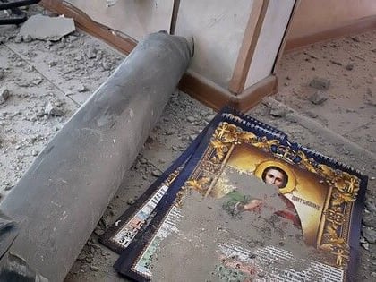 Более 10 многоквартирных домов в Киевском районе Донецка повреждены украинским обстрелом