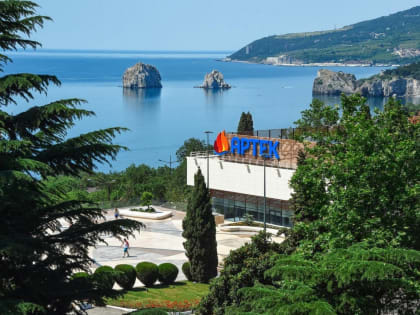 В федеральных центрах отдыха и оздоровления этим летом уже побывали 965 детей из ДНР