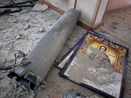 Погибший найден под завалами обстрелянного ВСУ многоквартирного дома в Донецке