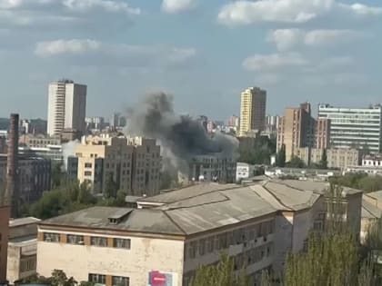 Юрий Котенок: В центре Донецка взрывы у здания администрации главы ДНР