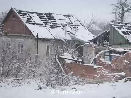 Тяжёлые бои в руинах у Донецка: Как штурмовики и танки 150-й дивизии штурмуют Марьинку