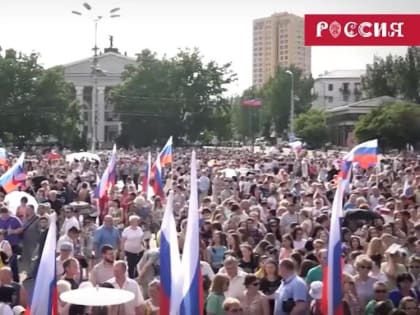 Лариса Толстыкина: Сегодня в Москве на ВДНХ на международной выставке-форуме «Россия» проходит день Донецкой Народной Ре