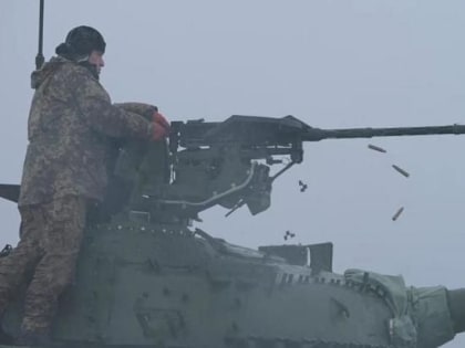 Подоляк: Украина "имеет право" уничтожать все в Крыму и Донбассе