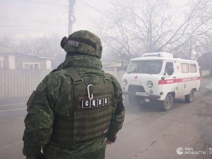 Два мирных жителя пострадали при обстреле автобуса в Донецке