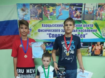 В Харцызском шахматно-шашечном клубе "Интеллект" состоялись игры Первенства ДНР 2023