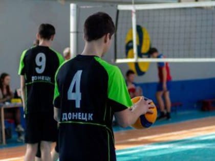 Сборная ДНР по волейболу отправилась в Обнинск