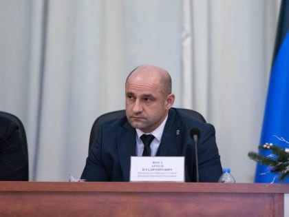 Провел пленарное заседание Народного Совета, в ходе которого депутаты приняли ряд важных решений: